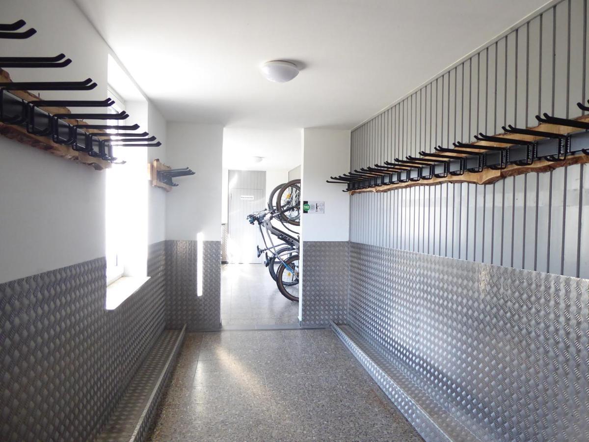 Apartment Citystar Winterberg Ferienwohnung 5 Pers Pool Sauna Ps4 Terrasse Near Bikepark Zewnętrze zdjęcie
